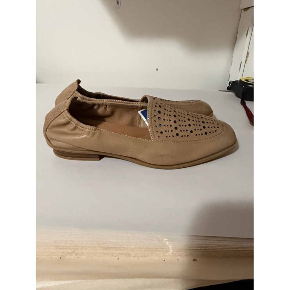 Clarks Tan Leather‎ Perforated Loafers - Picture 5 of 6